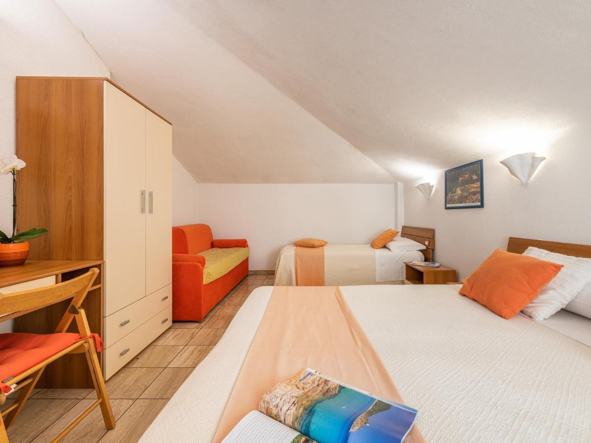 Bed And Breakfast דורגלי מראה חיצוני תמונה